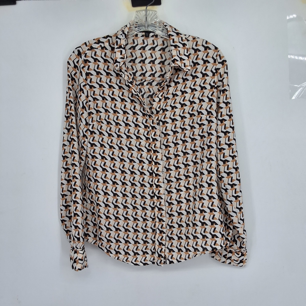 Express  XS Black and White Geometric Button Down Shirt
